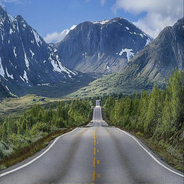 Слушать дорога в горы. Дорога в гору. красивые дороги. дороги в горах. дорога на горе.