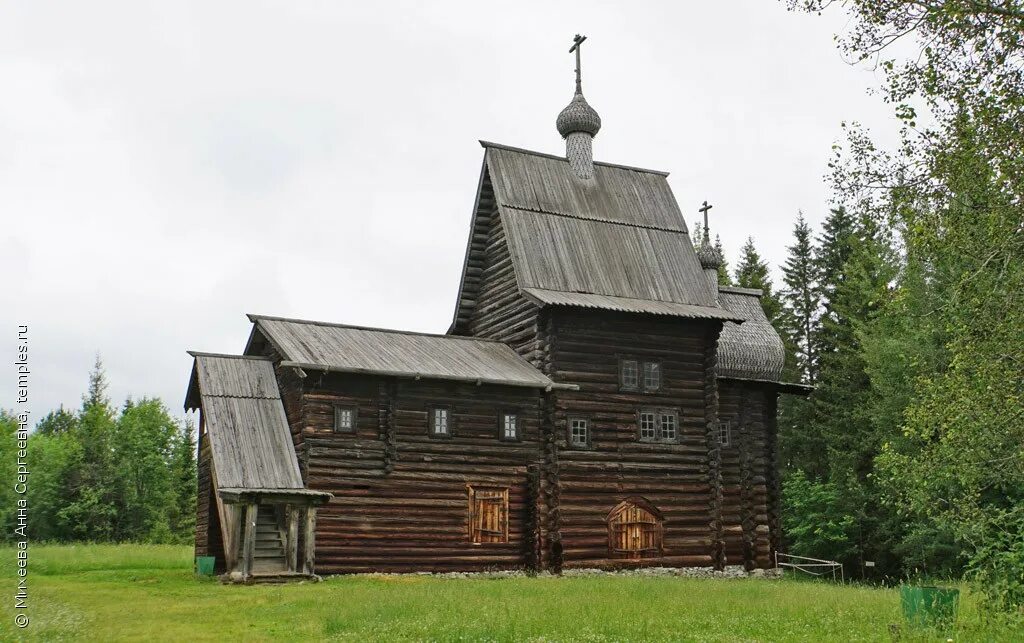 церковь климовский район с хохловка. хохловка деревянная церковь. храм в хохловке. простой дом из. музей деревянного зодчества пермский край.