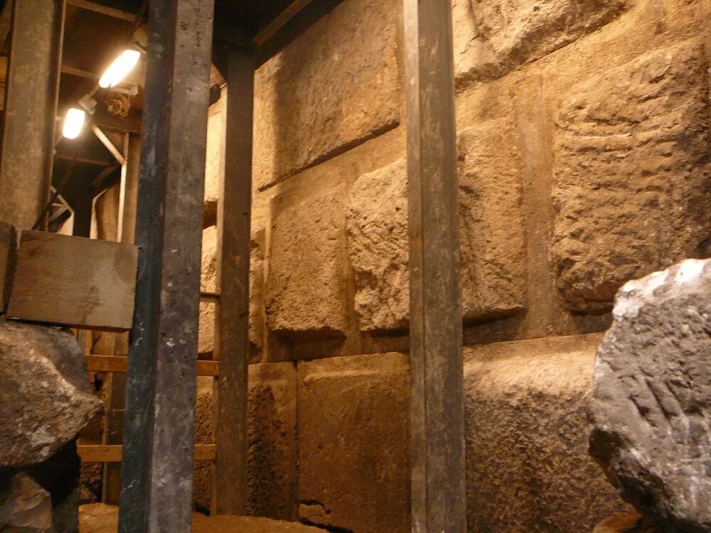 знаешь горы плакали. гора плача. мияги там ревели горы мама. знаешь горы плакали. стихи о боге христианские.