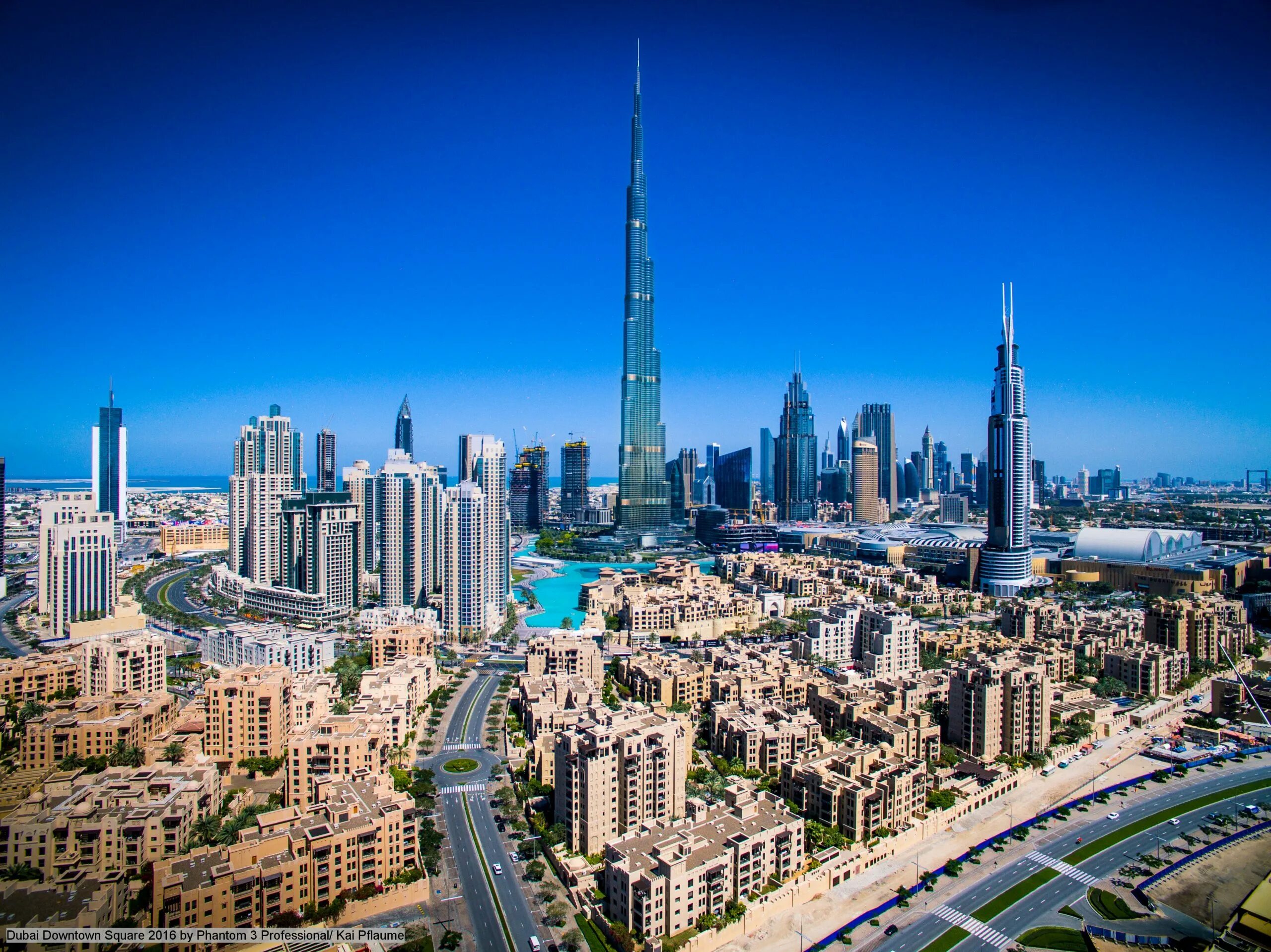 Номер халифа. Бурдж-Халифа Дубай. Даунтаун Дубай. Дубай Downtown Dubai. Downtown Дубаи Бурдж Халифа.