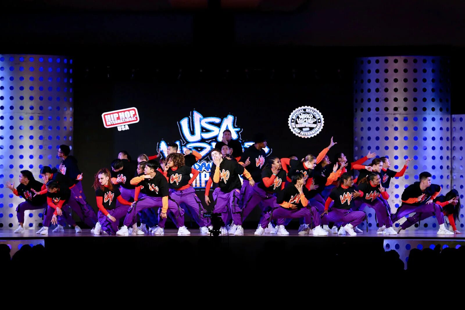 Dancing world championships. Хип хоп интернешнл 2022. дэнс хип хоп интернешнл. world hip hop dance championship. хип хоп команды.