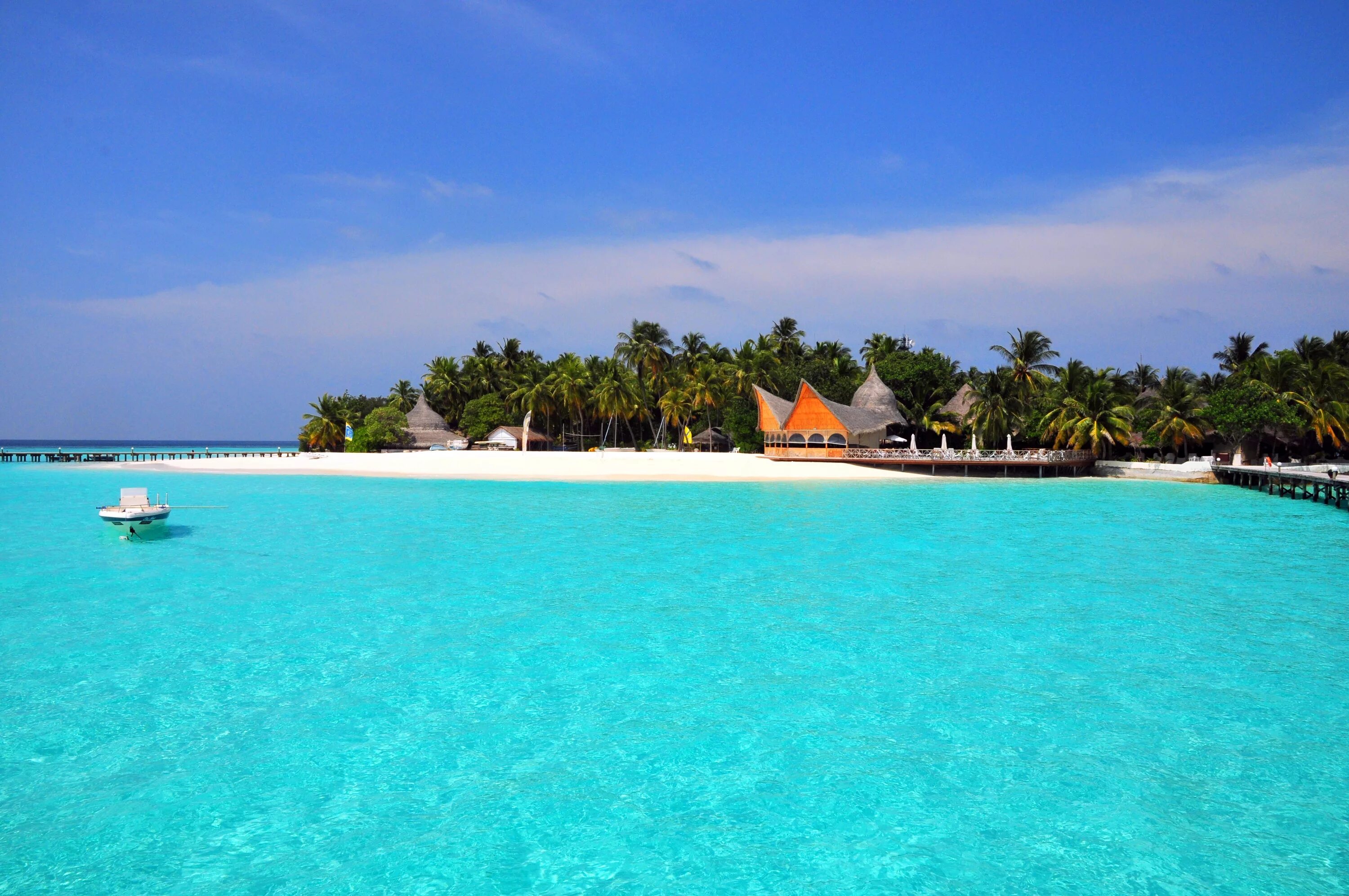 Экран island. Бандос Исланд Мальдивы отель. Sun Island Resort & Spa 5 ***** (Ари Атолл). Гавайи Мальдивы Карибы. Парадиз остров Карибского моря.