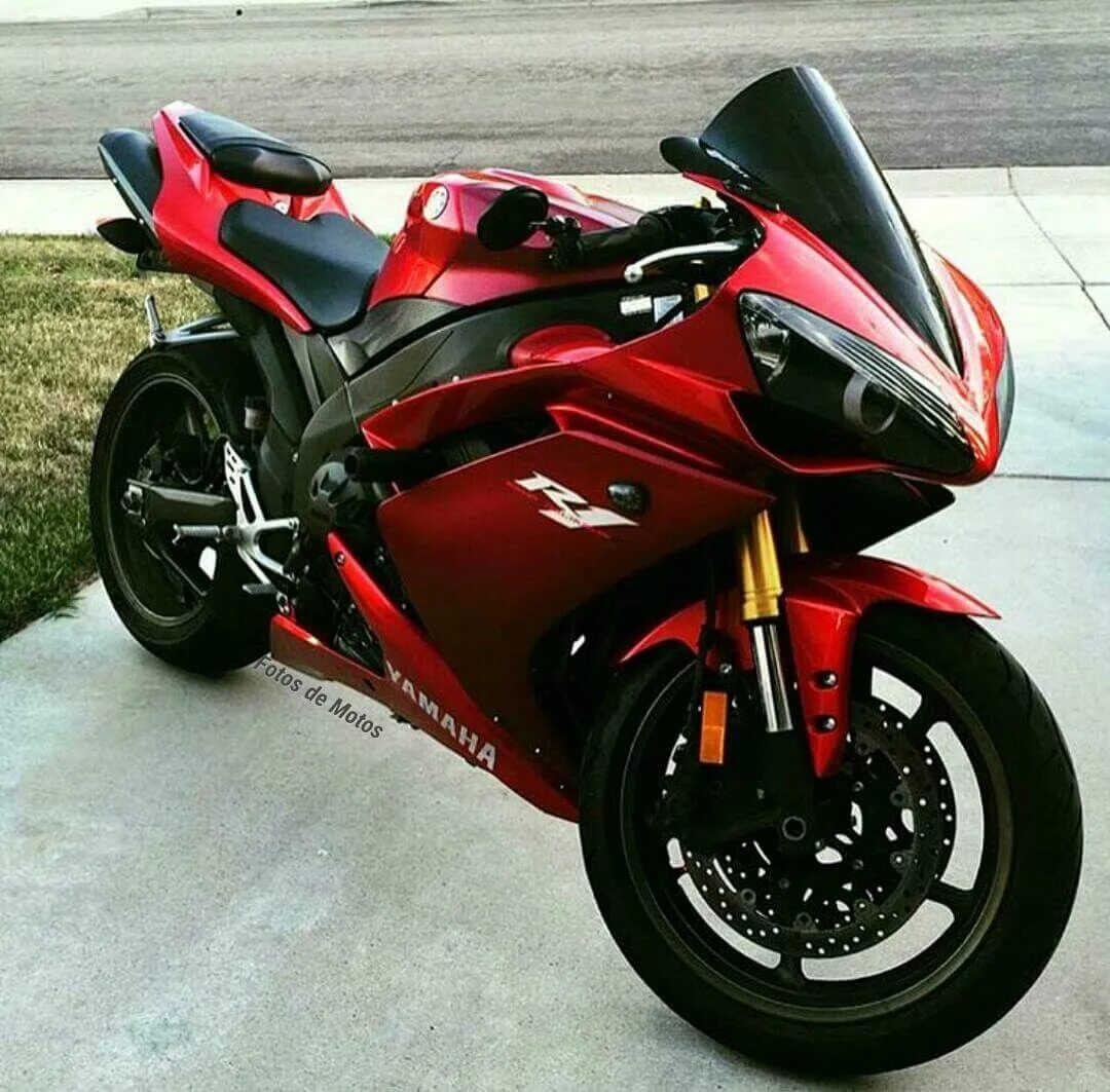 Сколько весит спортбайк. Спортбайк ямаха r6. Сколько весит мотоцикл кавасаки. Средний вес мотоцикла. Minsk megelli r250.