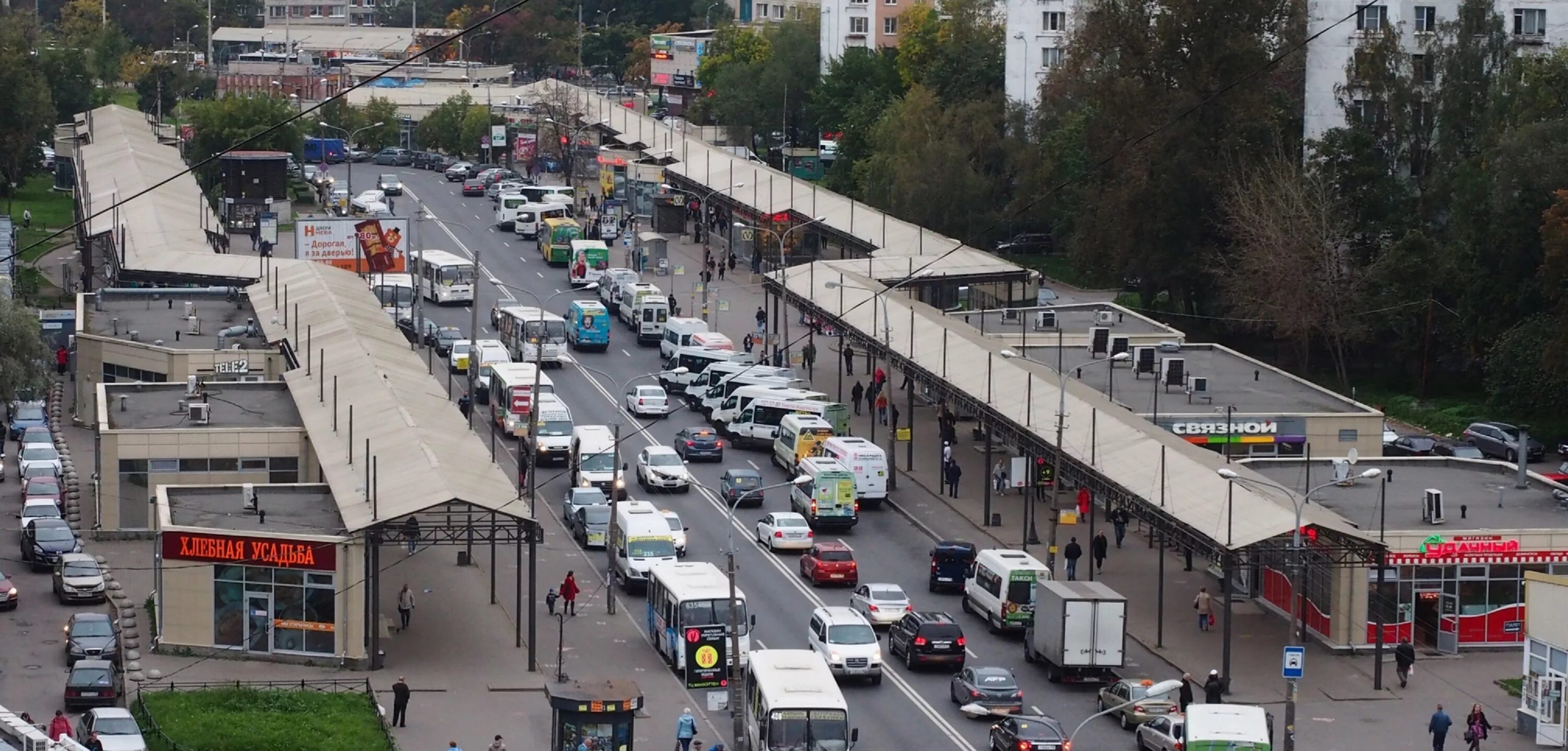 Метро ветеранов магазины. Проспект ветеранов метро. Станция проспект ветеранов Санкт-Петербург. Станция метро проспект ветеранов Санкт-Петербург. Станция метро проспект ветеранов.