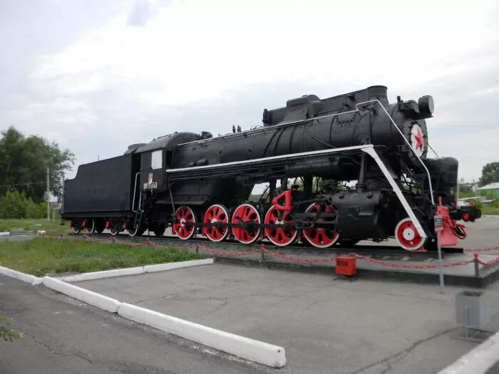 Черемхово театр. Паровоз л-1183 черемхово. иркутск 2 паровоз.