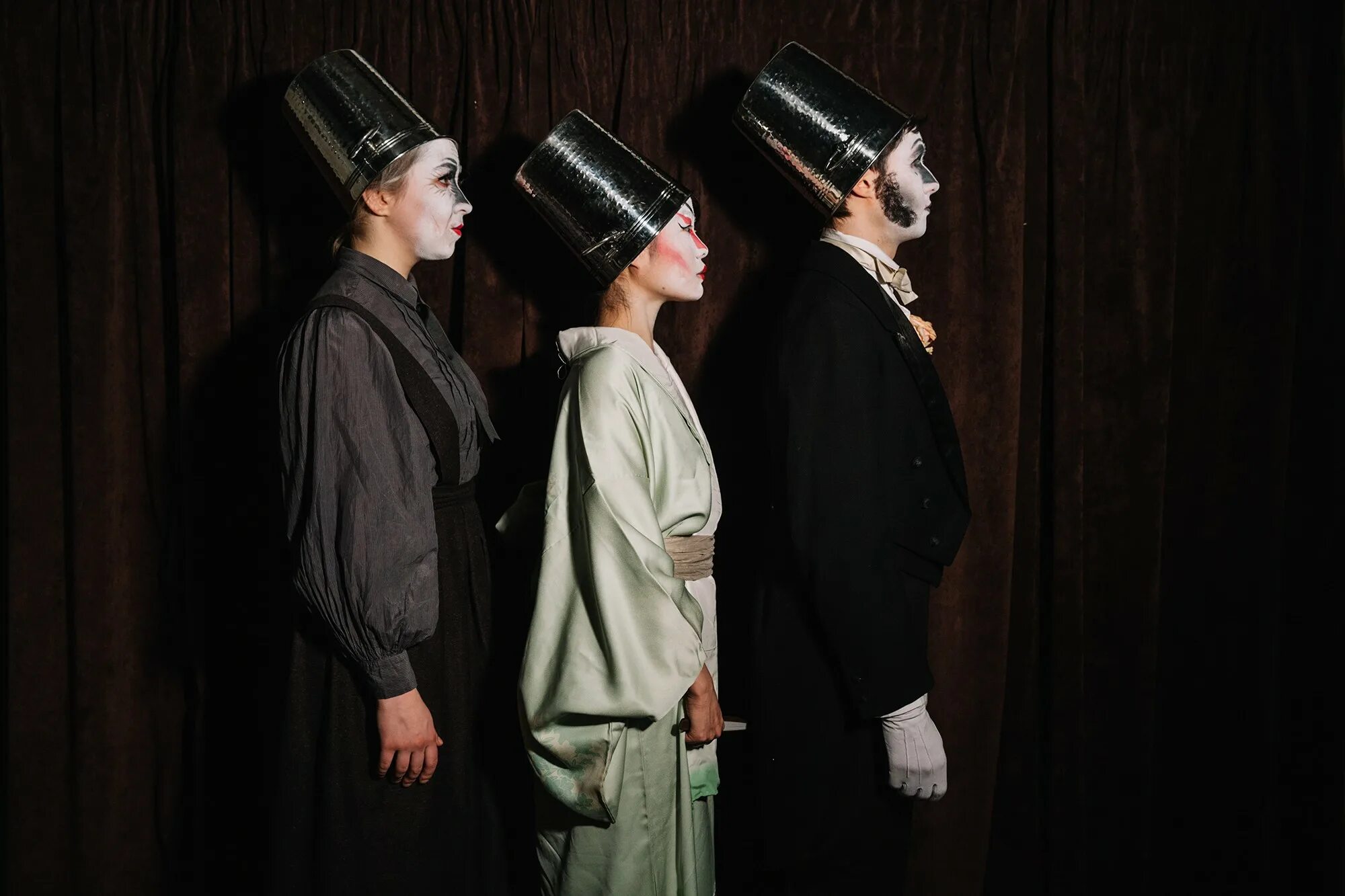 аук во воронежский камерный театр, воронеж. камерный спектакль. челябинский государственный драматический камерный театр. камерный театр челябинск зал. спектакль евгений онегин чтение.