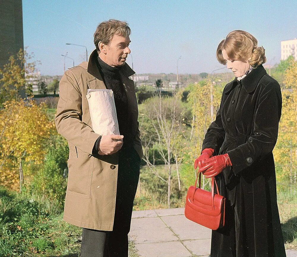 Москва слезам год. Гоша москва слезам не верит. Москва слезам год. Катерина тихомирова москва слезам не верит. Москва слезам год.