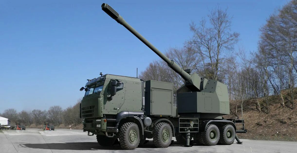 Артиллерийскую установку типа rch 155. Boxer rch155. boxer rch155 155-мм сау. сау боксер boxer rch155. rch 155 гаубица.