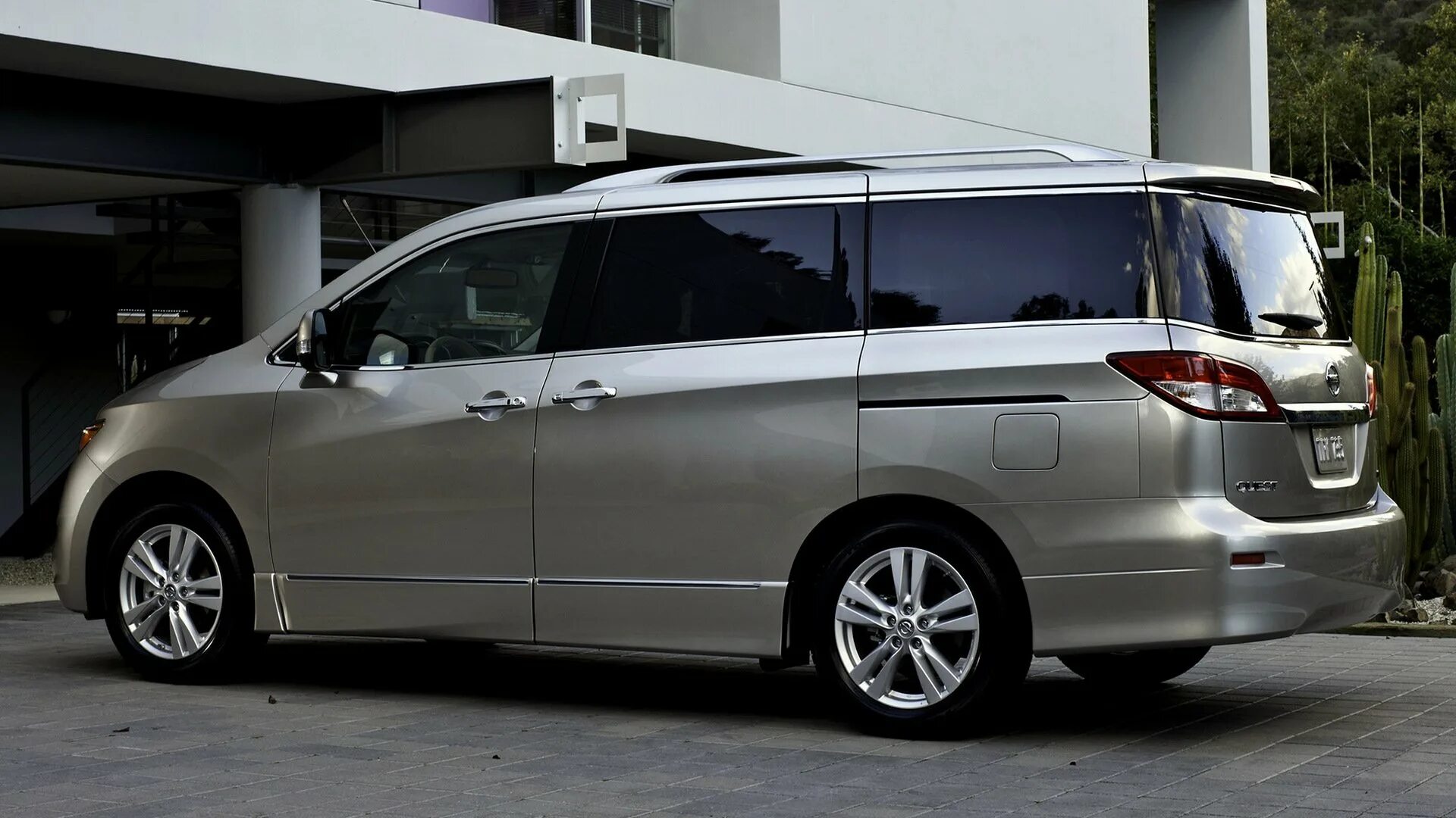 Минивены все марки цены бу. Nissan Quest 2021. Nissan Quest 2023. Nissan Quest Minivan. Nissan Quest 2016.