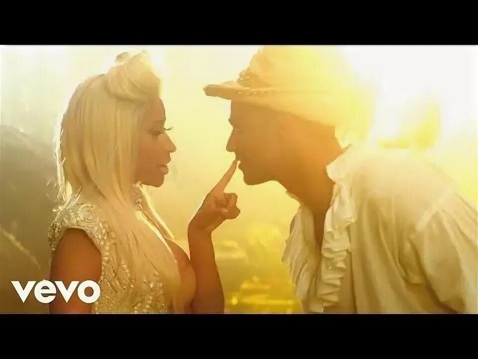 Песни ники видео. Nicki Minaj va va Voom with Unicorn.