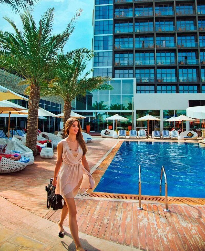 Island rotana. Ротана отель Абу Даби. Yas Island Rotana Abu Dhabi 4 остров яс. Yas Island Rotana 5*. Beach Rotana Abu Dhabi 5* Абу-Даби, 70 м до моря.