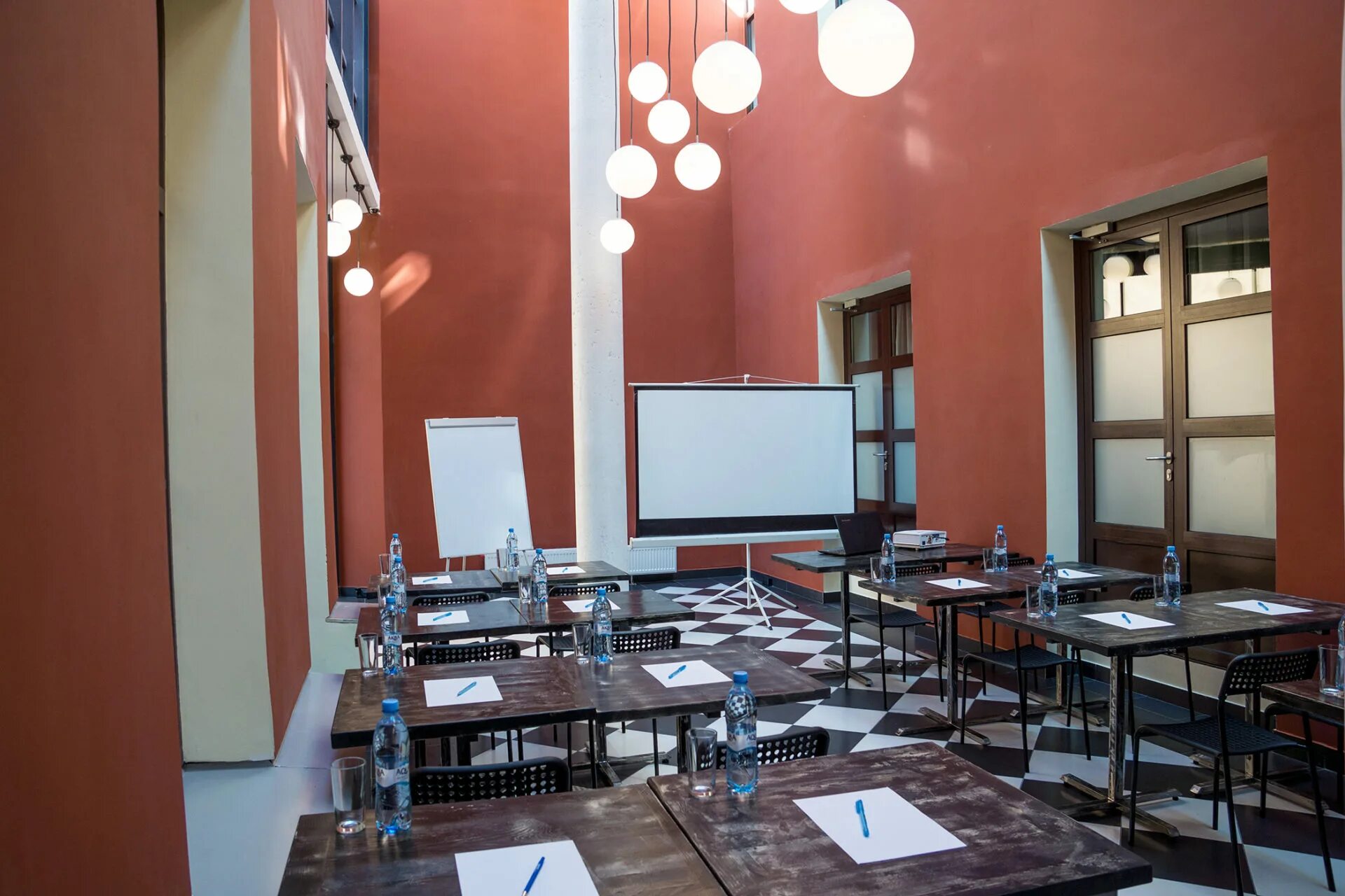 Станция l1 санкт петербург. Отель station l1. Station hotel l1 3*. Гостиница в питере станция l1. Отель санкт-петербург l1 hotel.