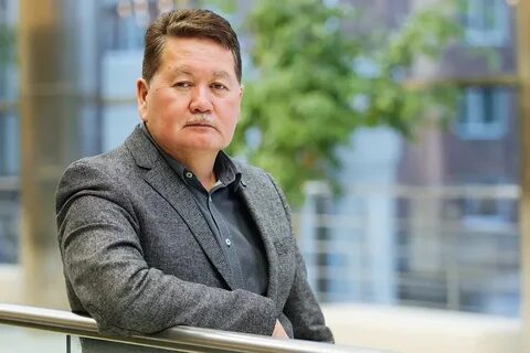 Директор новосибирской филармонии