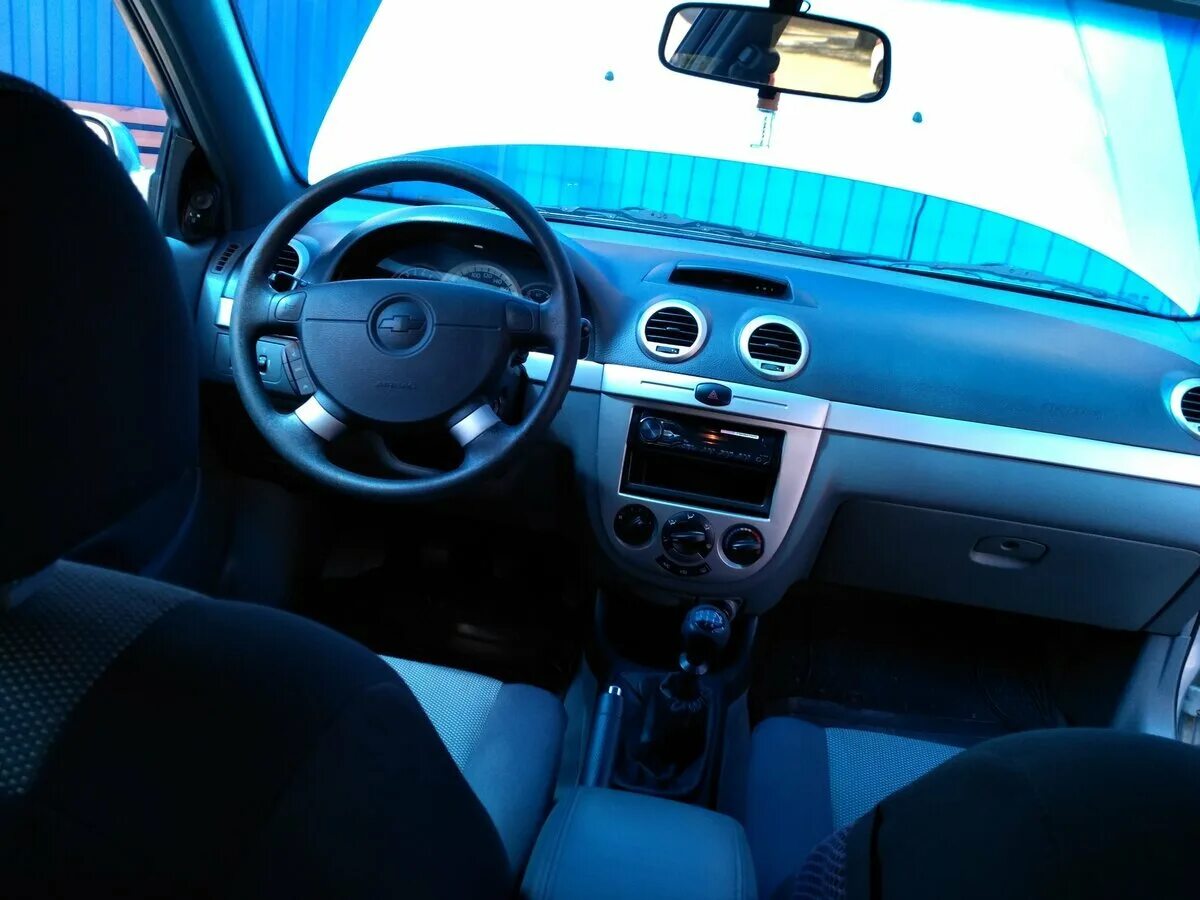 Лачетти 2012 салон. Шевроле лачетти хэтчбек салон. Шевроле лачетти седан 1. Как установить на шевроле лачетти. Как установить на шевроле лачетти.