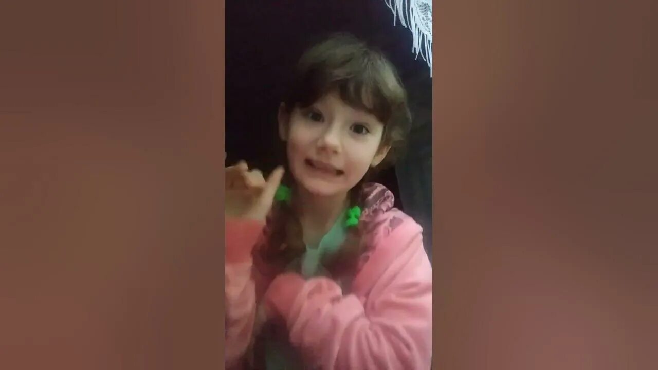 Настя злая мем. Мемы с именем настя. Мемы про настю смешные. Цитаты с именем настя. Настя худшее имя.