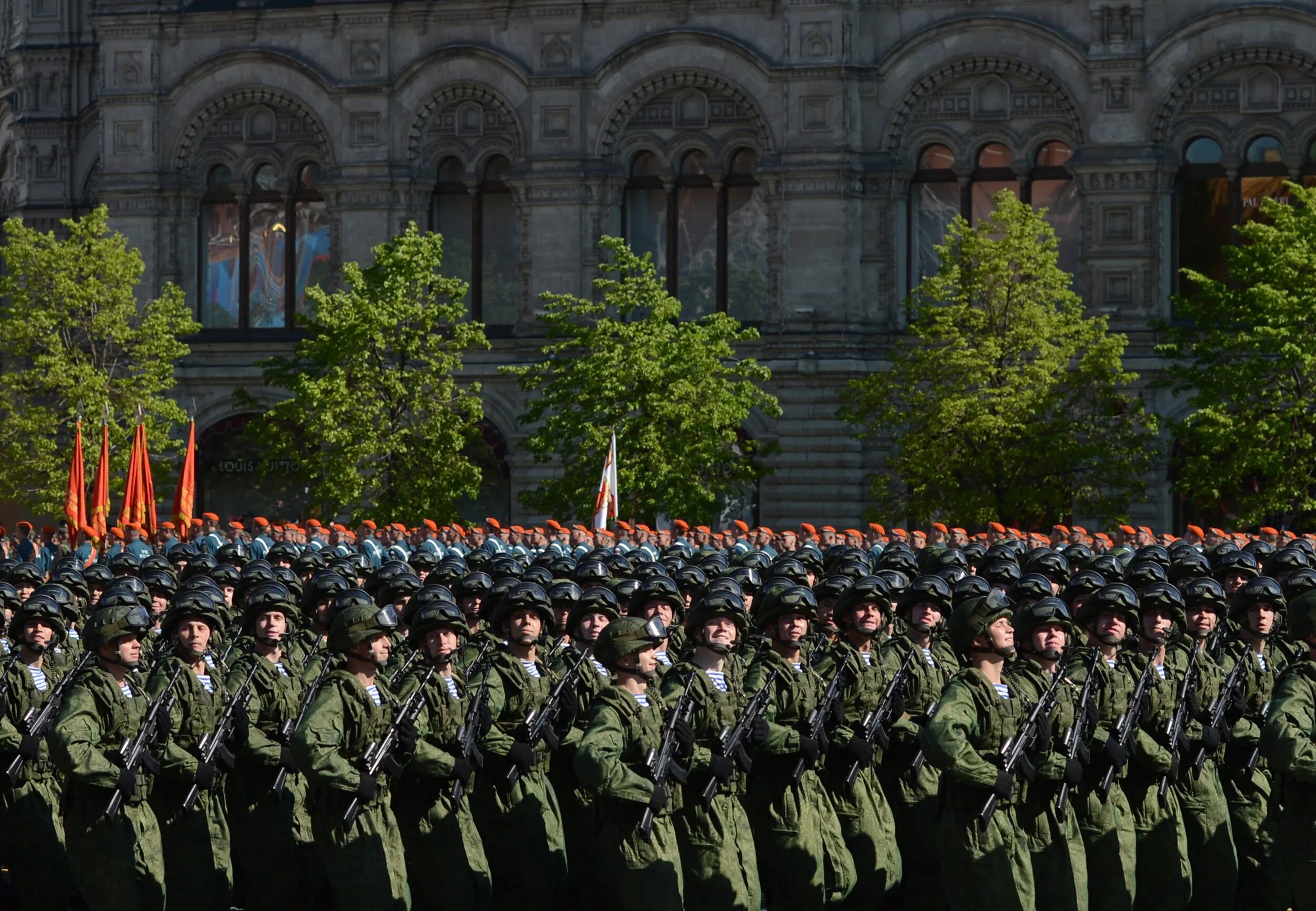 Военный парад. Парад Победы 2014 года на красной площади. Парад Победы. Москва. Красная площадь 2014. Парад Победы на красной площади. 9 Мая день Победы парад на красной площади.