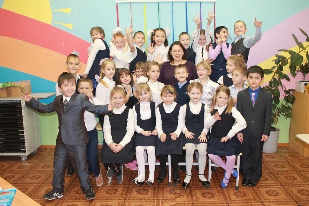 Вторая школа нягань. Школа 6 нягань учителя. Гимназия 1 корпус нягань. Учителя школа 3 город нягань. Школа 2 нягань.