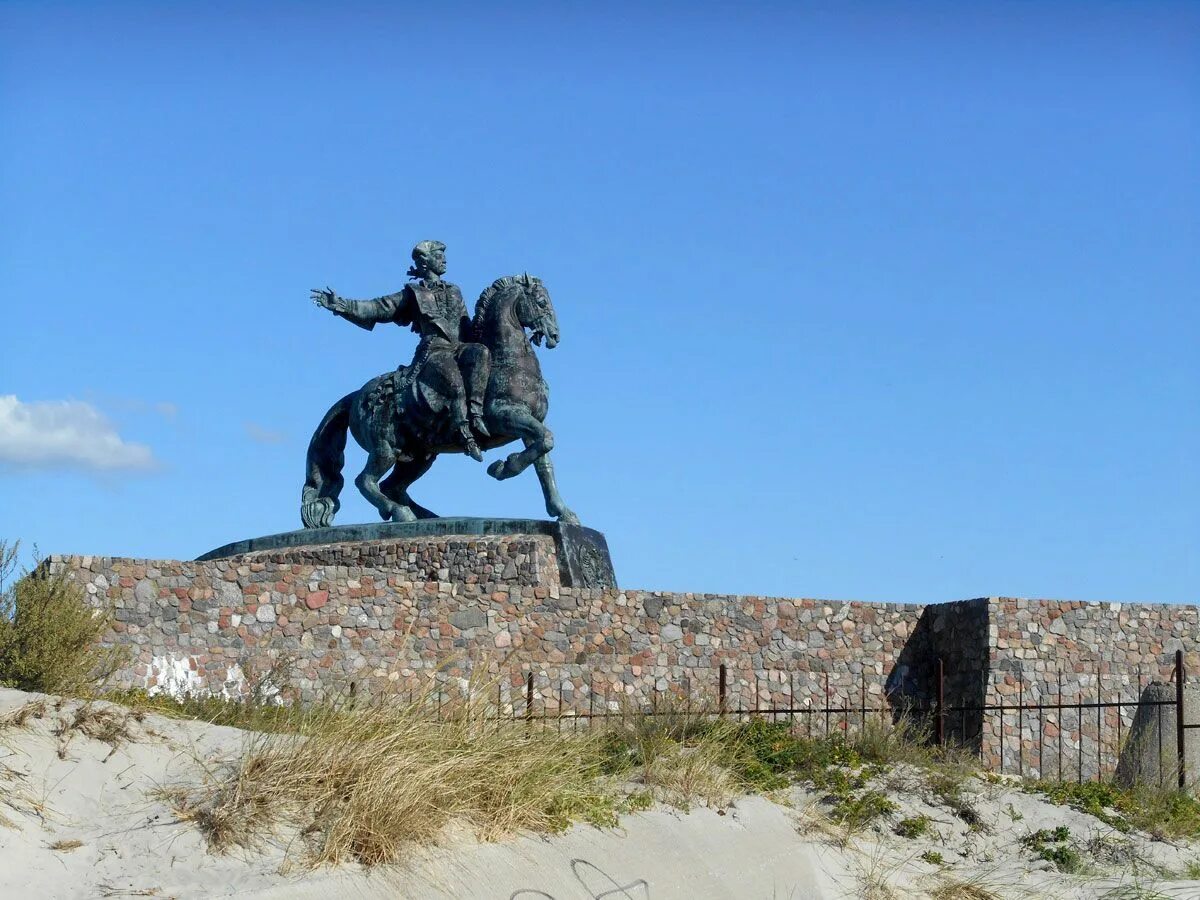 Экскурсия по городу-крепости Балтийску с обзором Балтийской косы, Калининград - 
