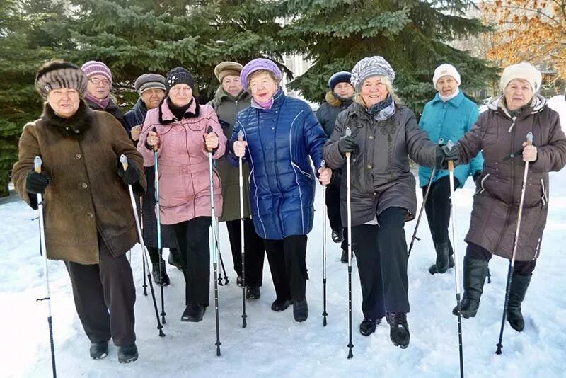 Пенсионеры свао. Активное долголетие пожилых граждан. Проект активное долголетие для пожилых. Активные пенсионеры. Нацпроекты для пожилых людей.