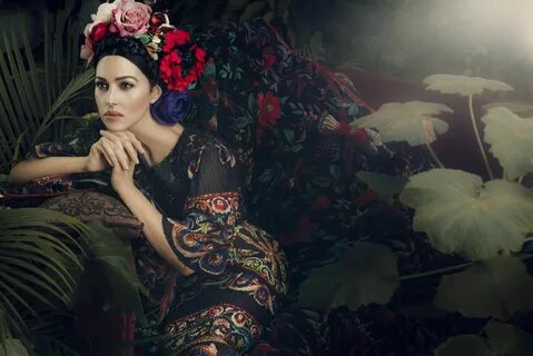 Monica fashion