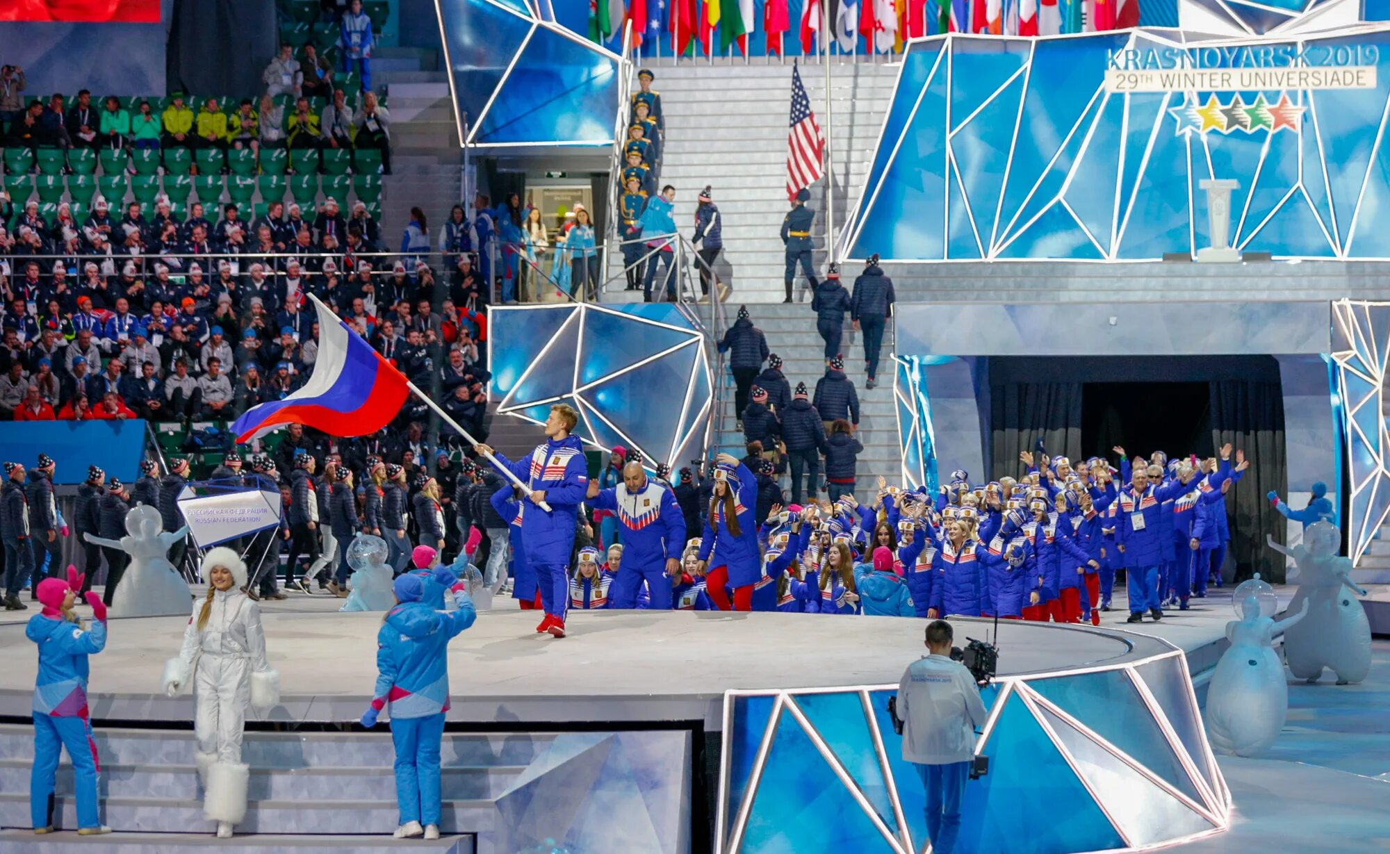 Красноярск всемирная зимняя универсиада. Универсиада 2019 красноярск. зимняя универсиада 2019 красноярск. универсиада 2019 красноярск церемония открытия. универсиада красноярск открытие платинум арена.