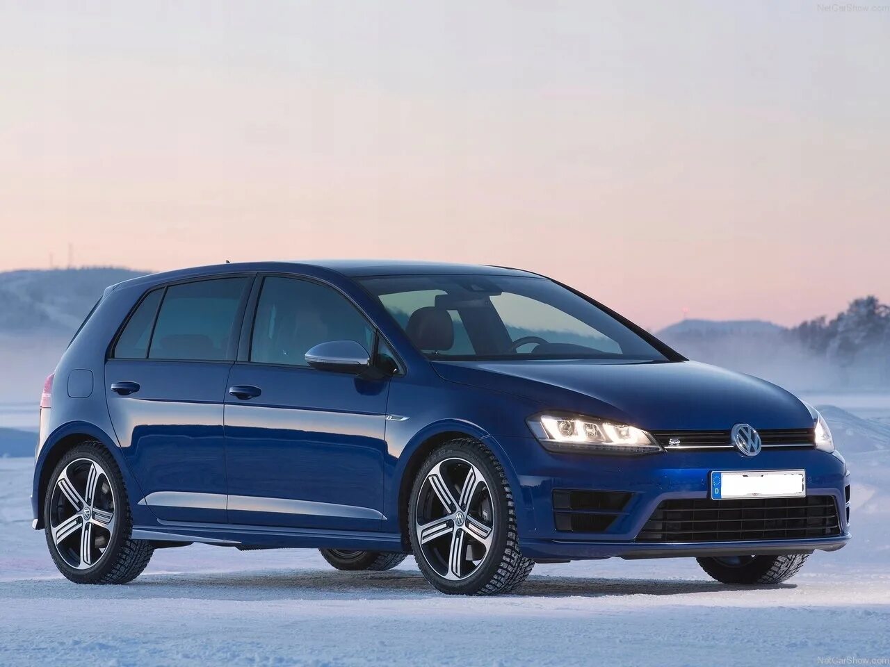 VW Golf 7. Фольксваген гольф 7 r. VW Golf r 2013. Фольксваген гольф р 2014.