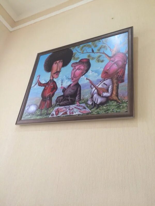 Накрытый стол с едой и алкоголем. Хинкали куйбышева владикавказ. Два толстяка на кирова. Уинская 18 пермь. Два толстяка на кирова.