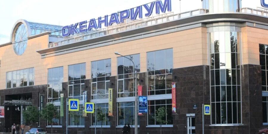 Трк нептун. Планета нептун в санкт-петербурге. парковка тц планета нептун. торговый центр планета нептун санкт-петербург. парковка тц планета нептун, санкт-петербург.