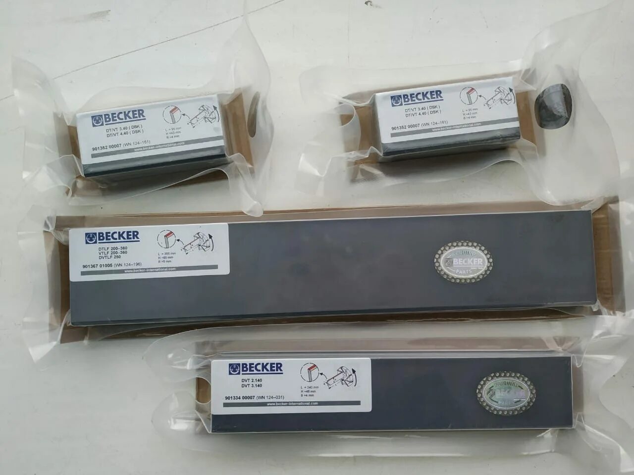 газовый котел buderus logano g124. вилка (розетка) 124 3р+ре 32а 380 ip44. 124 32. Nordfrost nrb 121.