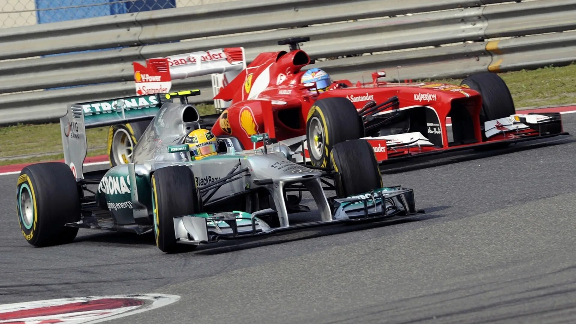 Льюис Хэмилтон формула 1 Мерседес. Mercedes f1 2011. Lewis Hamilton Ferrari. Ferrari f1 2011. Ф 1 29