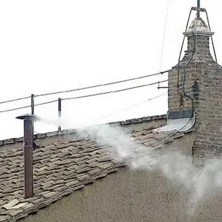 Выбрали папу дым