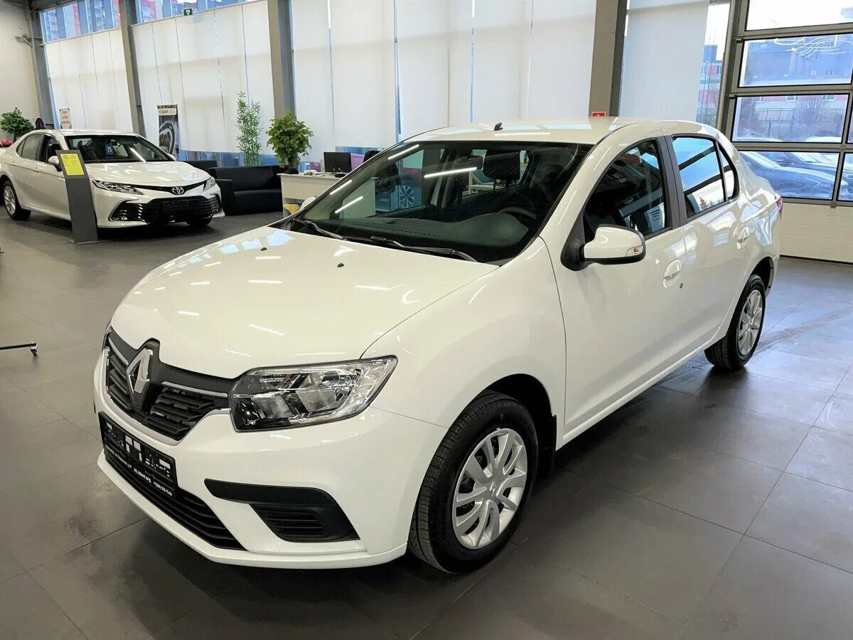 Купить новый Renault Logan II Рестайлинг 1.6 MT (82 л.с.) бензин механика в Моск