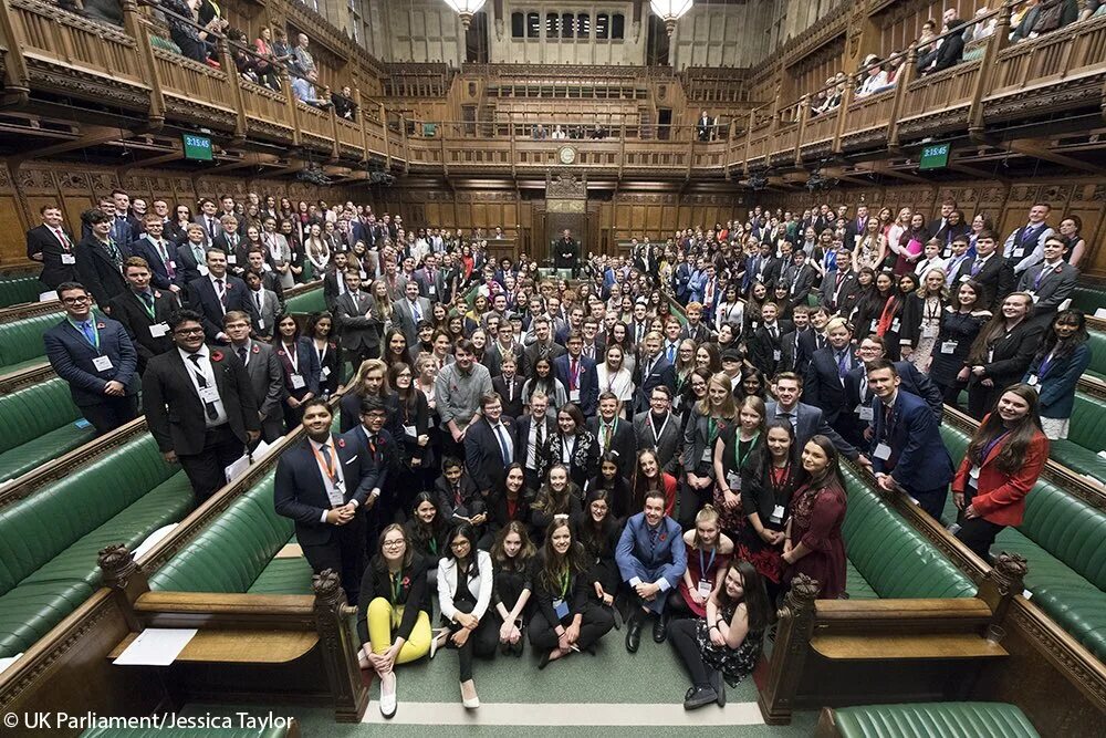 Смысл словосочетания палата общин. Детский парламент. Uk Parliament. Интеграция парламент. Youth Parliament in great Britain.