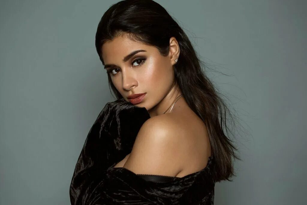 Диана герреро. Diane guerrero. Дайан герерро горячие. Дайан герерро кадры. Дайан герерро горячие.