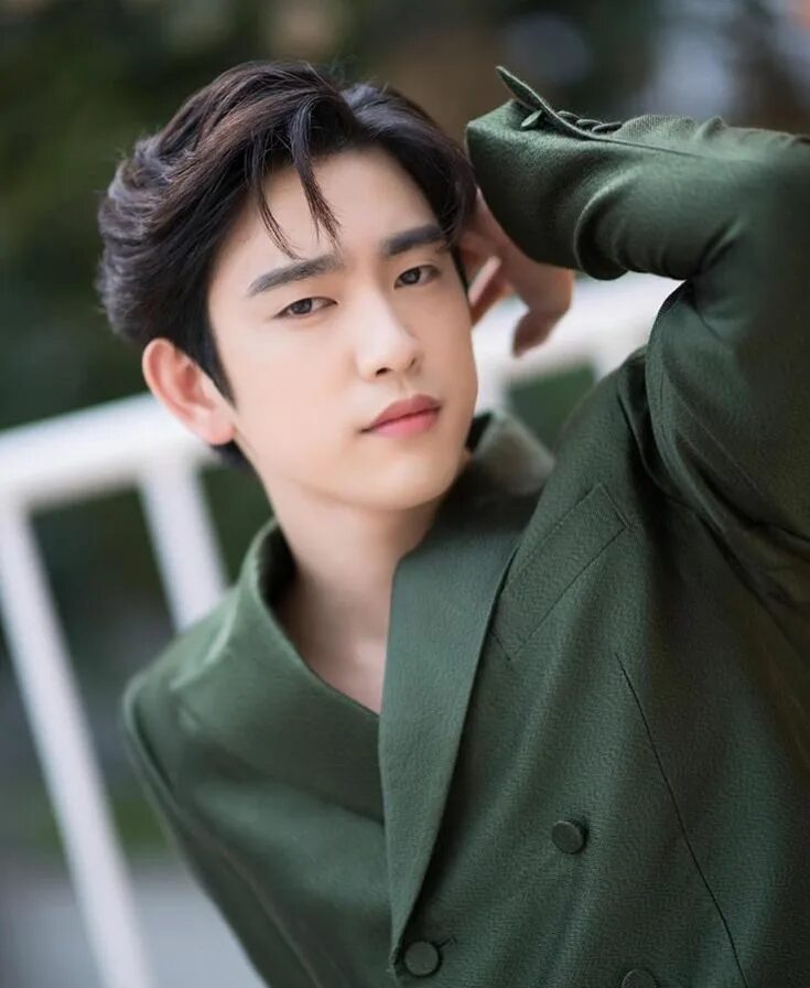 Джинён из got7. Got7 джинен. Пак джин я знаю но актер. Пак джин ён (park jin young). Park jin young got7.