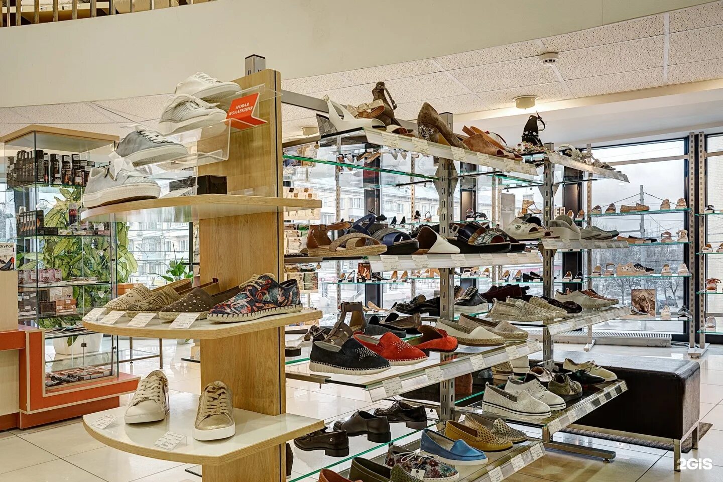 лучшие магазины твери. магазины одежды в твери. магазин айсиделко тверь. магазин одежды волоколамск. остин кострома.