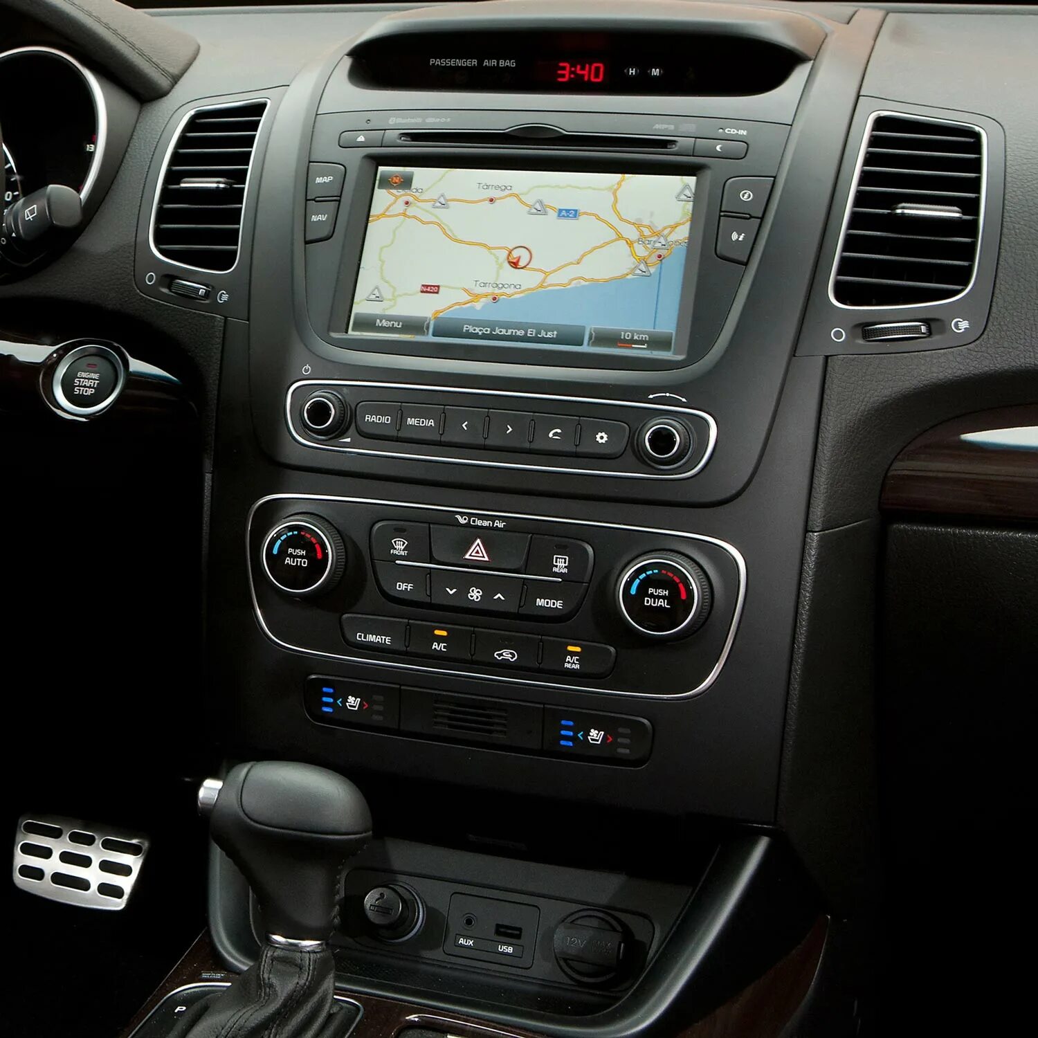 Магнитола с экраном и камерой заднего. Магнитола Киа Соренто 2014. Магнитола Kia Sorento XM FL. Kia Sorento 2 din. Автомагнитола андроид 9 Kia Sorento XM FL.
