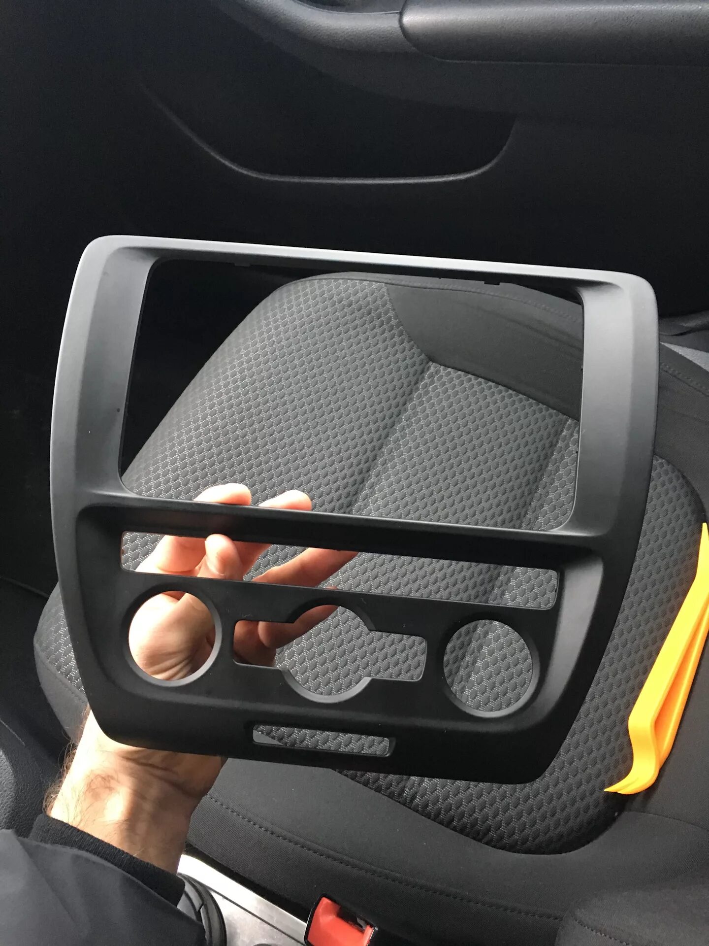 Golf 5 замена ГУ RCD 300 на RCD 330 - Volkswagen Golf Mk5, 1,6 л, 2007 года авто