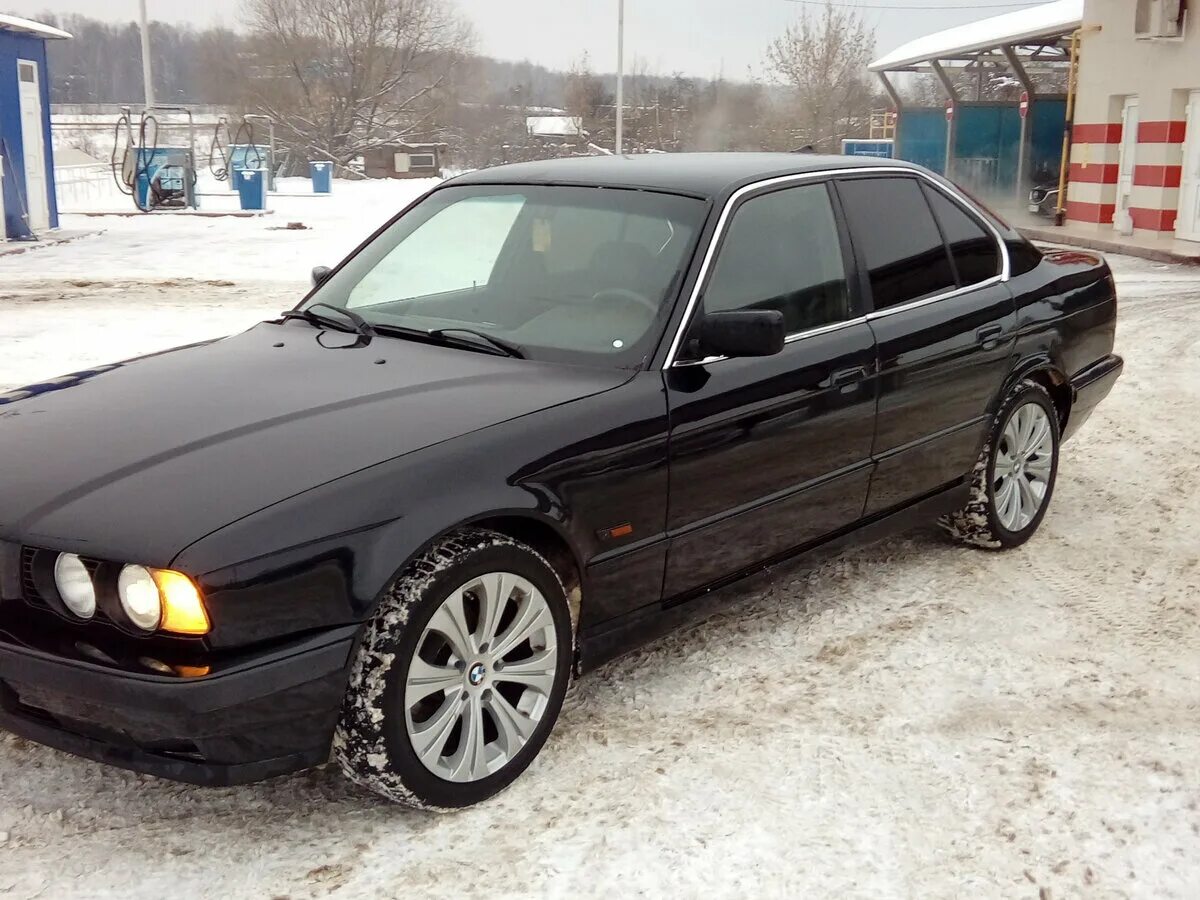 Бмв 95 года. BMW e34 518i. БМВ 5 95 года. БМВ 518 е34. БМВ 525 1995.