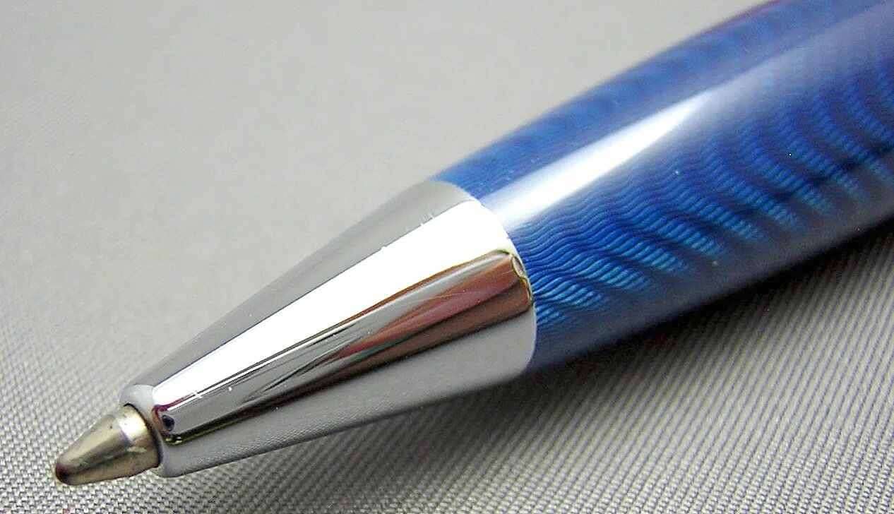 Авторучка будущего. Шариковая ручка будущего. Шариковая ручка бизнес класса. Шариковая ручка Kempinski. Ballpoint pen