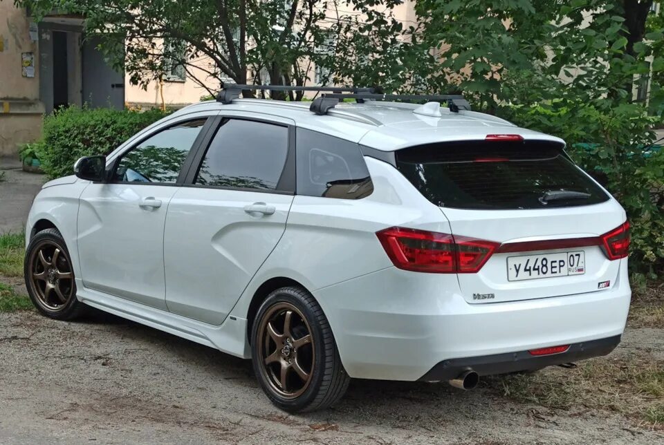 Vesta sw 1.6. Универсал Vesta SW Sport.