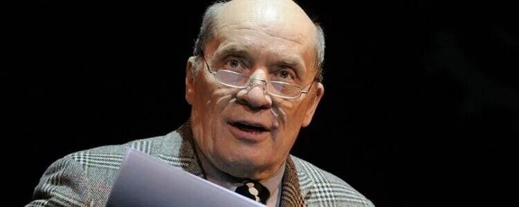 Актер Александр Филиппенко уехал из России