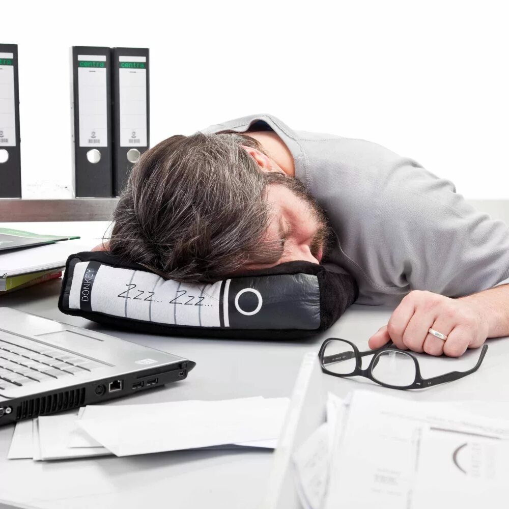 Рабочий засыпать