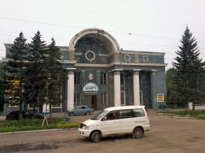 театр кукол им брахмана. театр кукол брахмана рубцовск. театр кукол рубцовск. кукольный театр рубцовск. театр кукол брахмана рубцовск.