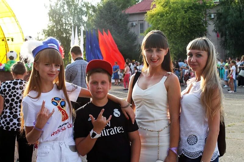 День города новопавловска. Стадион новопавловска. День города новопавловска. Цветущий я новопавловск. День города новопавловска.