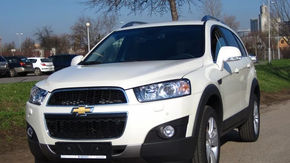 Шевроле каптива 2.2 купить. Chevrolet Captiva 2012 белый. Chevrolet Captiva 2.4l. Chevrolet Captiva 3. Каптива с160.