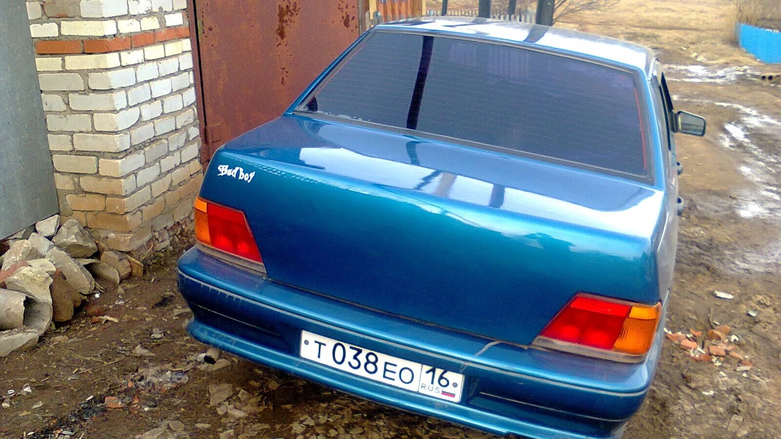Крышка ваз 2115. Ваз 2115 бэд бой багажник. ваз 2115 bad boy. багажник бэд бой на ваз 2114. ваз 2115 bad boy багажник.