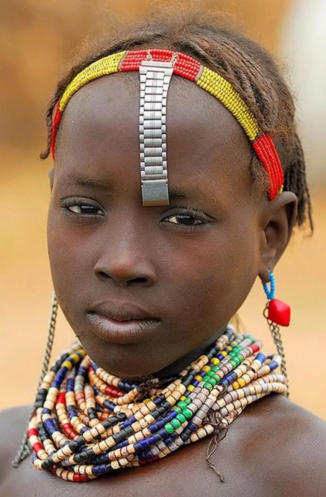 Племя дасанеч Эфиопия. Африканские женщины. Эфиопские украшения. Украшения африканских женщин.