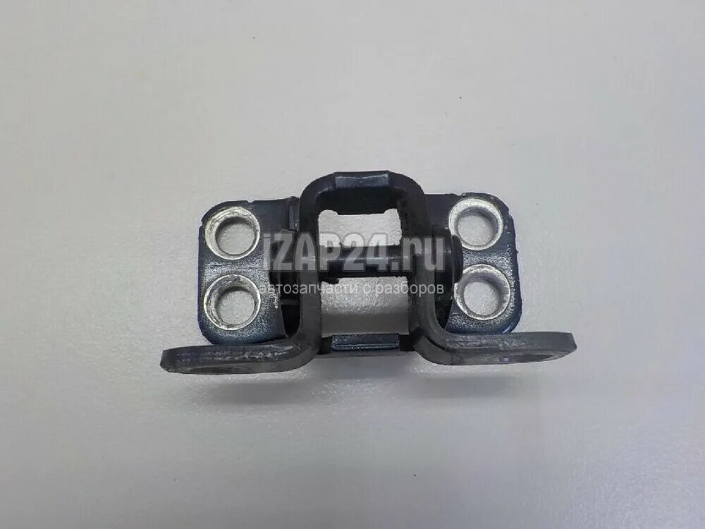 Петля крышки багажника рав4 2020. Петля багажника toyota rav 4 2018. Петли багажника тойота рав 4. Петли багажника рав 4 17 год. Петли багажника рав 4.
