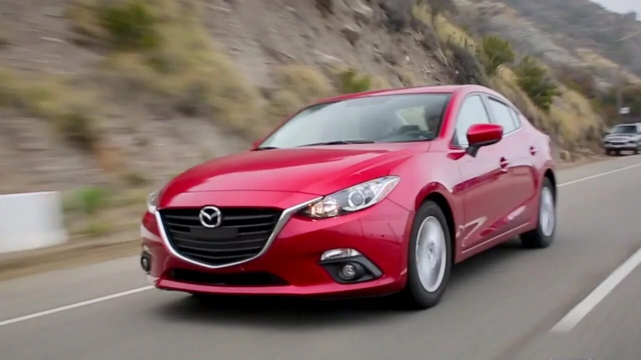 Mazda 3 2015. Mazda Axela 2015. Мазда тройка 2015 года. 2015 Mazda mazda3 i Sport. Купить мазда 2015 года